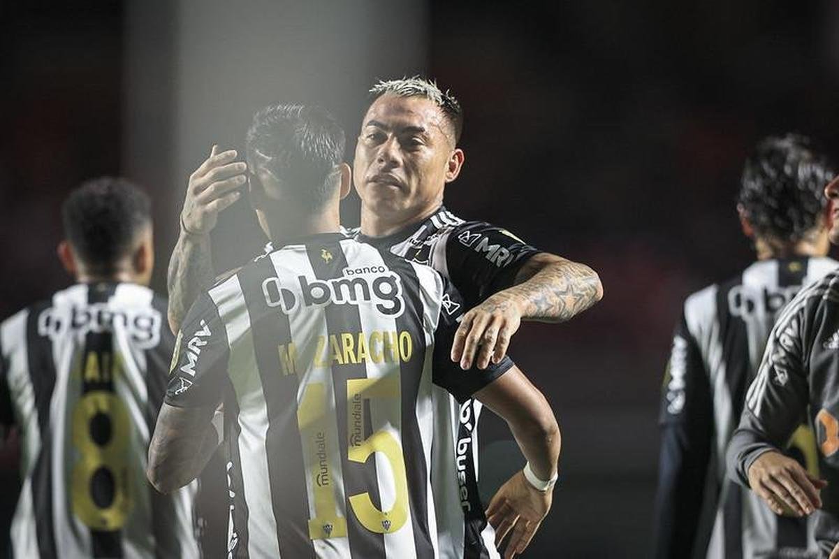 So Paulo e Atltico se enfrentaram nesta tera-feira (1/11) pela 35 rodada do Campeonato Brasileiro