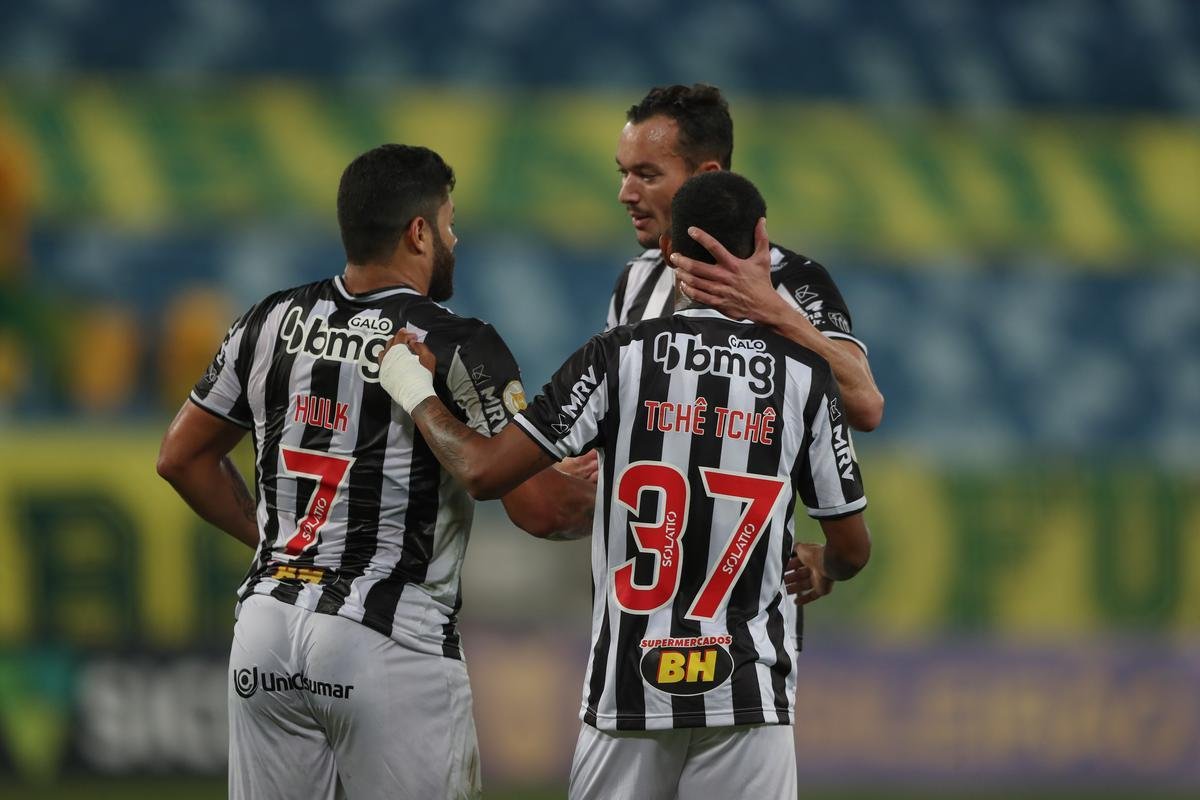 Cuiab e Atltico se enfrentaram pela nona rodada da Srie A do Campeonato Brasileiro