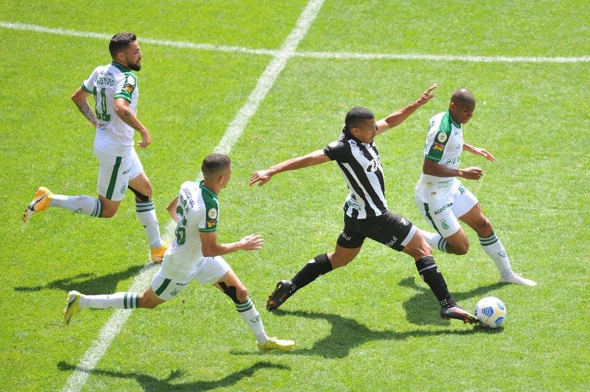 Amrica e Cear tem objetivos diferentes at este momento na competio nacional de pontos corridos 