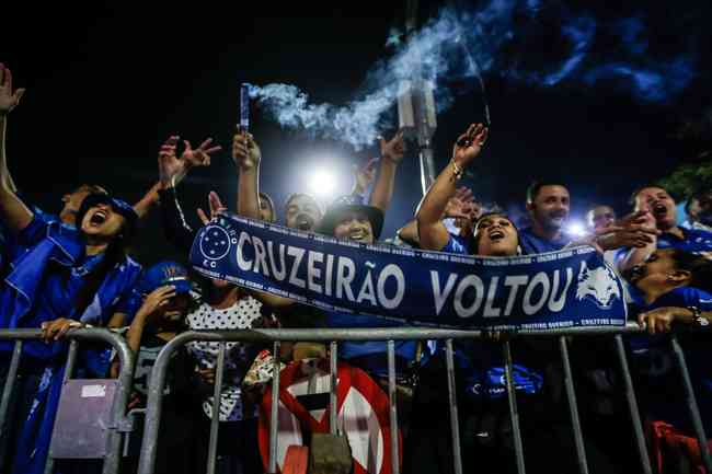 Cruzeiro voltou  Srie A do Campeonato Brasileiro carregado por seu torcedor