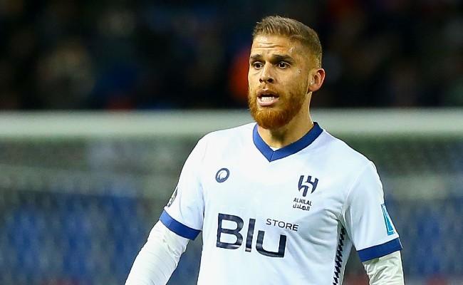 Santiago Cuéllar, volante do Al-Hilal, vira o alvo principal do Corinthians