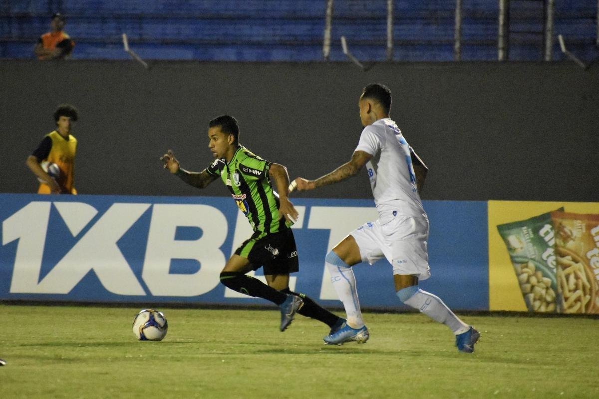 Amrica vence Londrina fora de casa e mantm sonho do acesso 