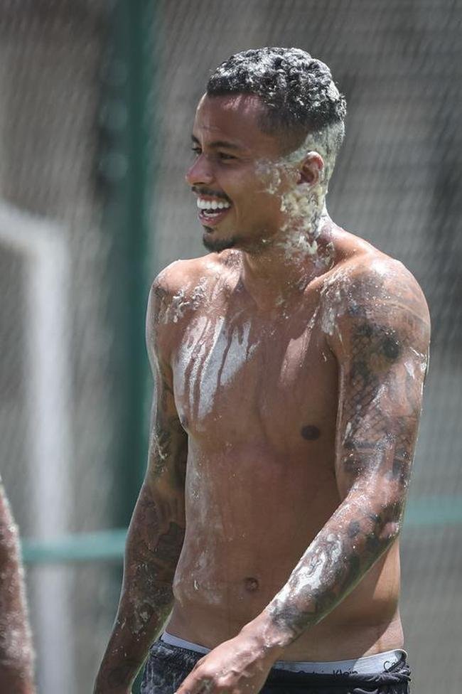 Atl�tico segue prepara��o para o cl�ssico; veja fotos