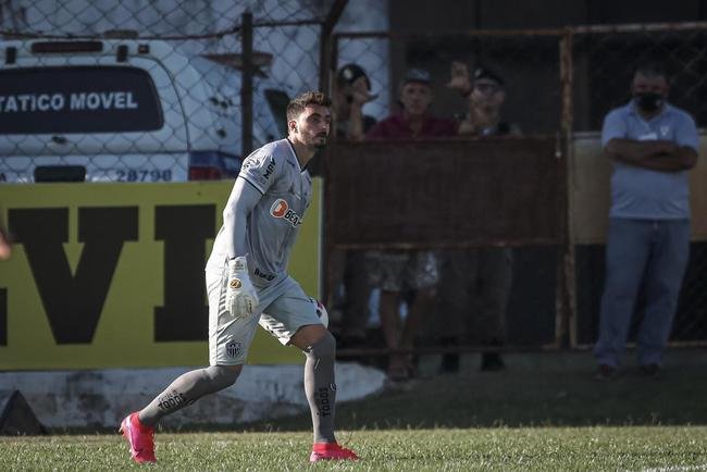Fotos do jogo entre Democrata-GV e Atltico, pelo Campeonato Mineiro