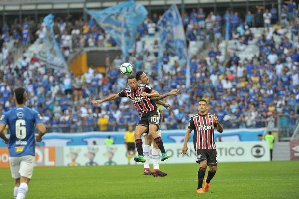 Fotos do jogo entre Cruzeiro e So Paulo