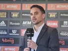 'Impossvel falar', diz dirigente do Galo sobre interesse em lateral do Fla