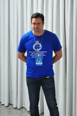 Wagner Pires de S venceu eleio com 235 votos e  o novo presidente do Cruzeiro. Ele comendar o clube no trinio 2018, 2019 e 2020. Srgio Santos Rodrigues, apoiado por Zez Perrella, ficou com 200 votos no pleito.