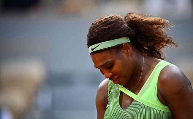 Serena Williams foi batida por Elena Rybakina, por 2 sets a 0, em 1h19 de partida