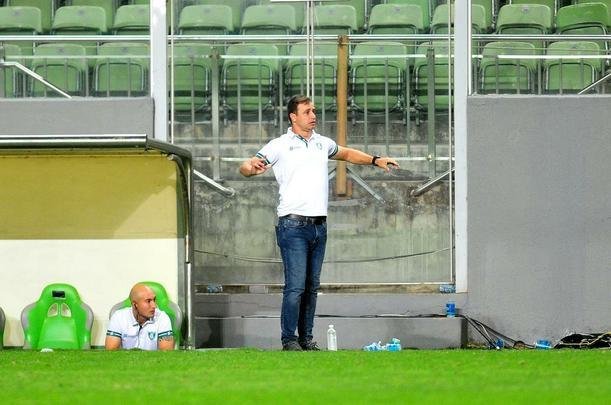 Amrica vence o Bragantino no Independncia e entra no G4 da Srie B