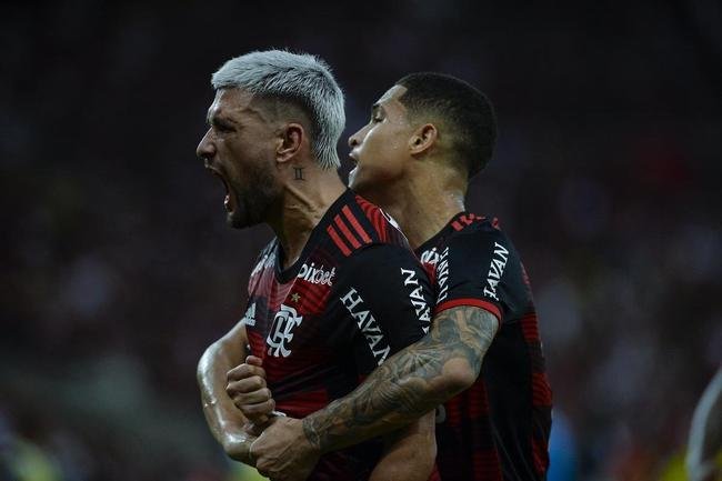 Arrascaeta abriu o placar para o Flamengo: 1 a 0
