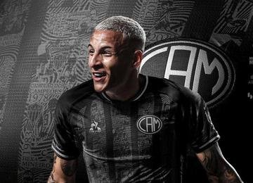 Clube pretendia concluir entregas das 120 mil camisas do primeiro lote até o dia 31 de dezembro de 2022