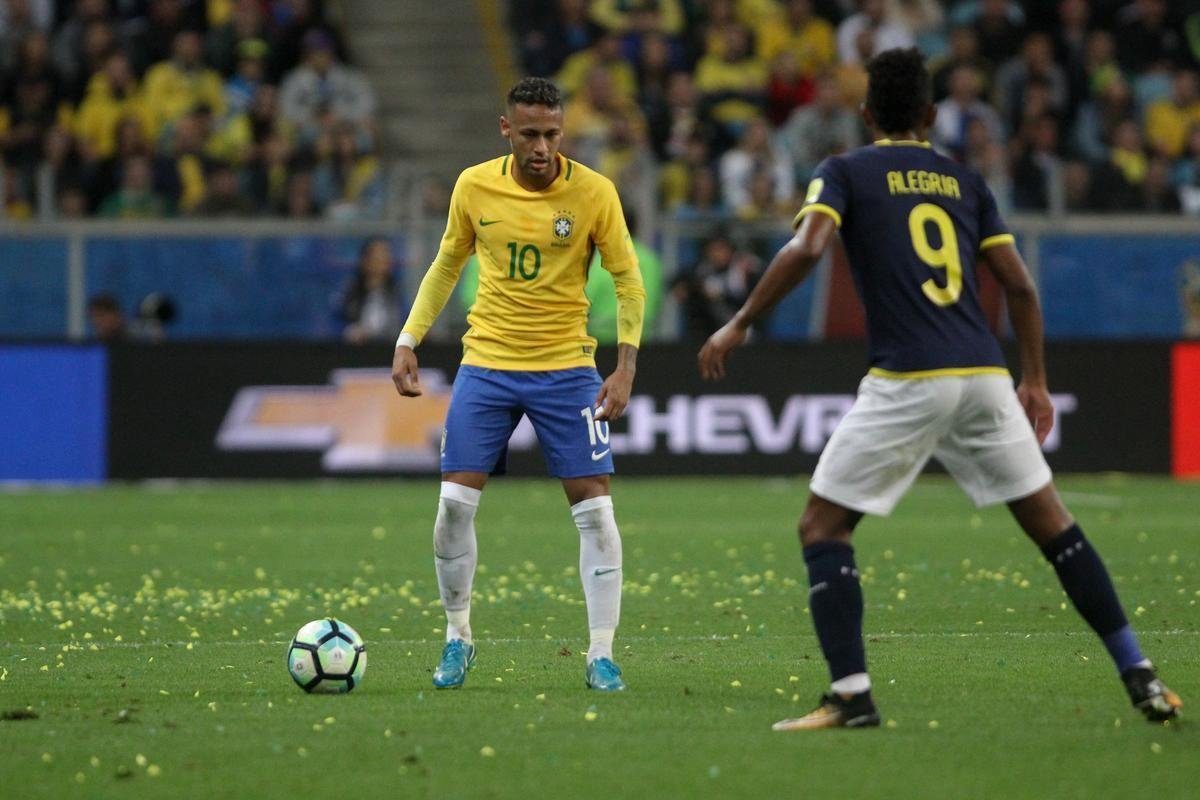 Brasil e Equador se enfrentaram, na Arena do Grmio, pela 15 rodada das Eliminatrias para a Copa