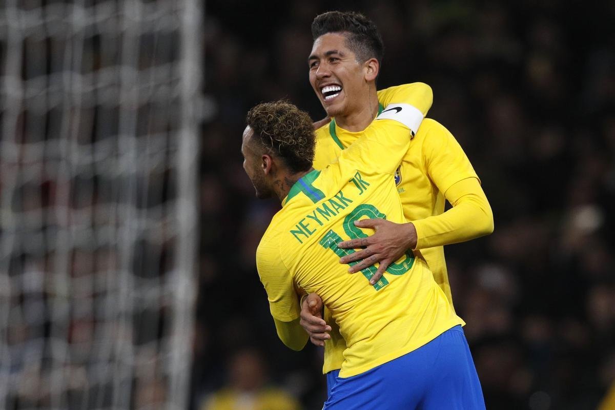 Brasil vence o Uruguai no penltimo teste da temporada. Neymar, de pnalti, garante triunfo em Londres