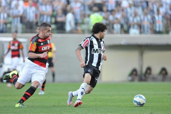 Imagens do segundo tempo da partida no Independ�ncia, que teve at� intervalo t�cnico por conta do calor
