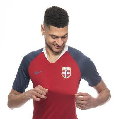 Noruega - primeiro uniforme (Nike)