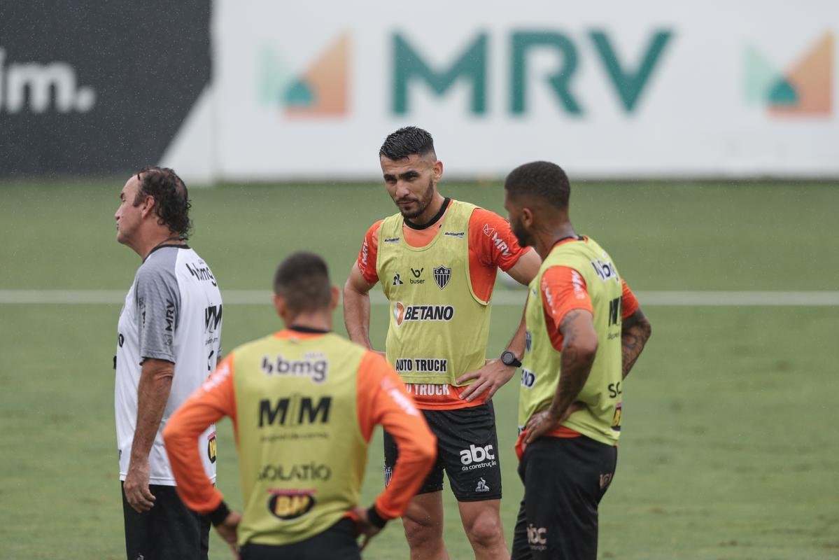 Fotos do treino do Atltico neste domingo na Cidade do Galo (21/11)