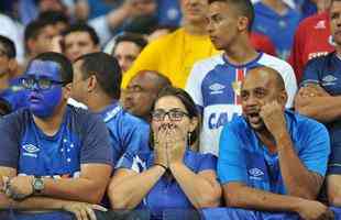 Depois do gol do Palmeiras, o jogo ficou tenso e com ataques alternados