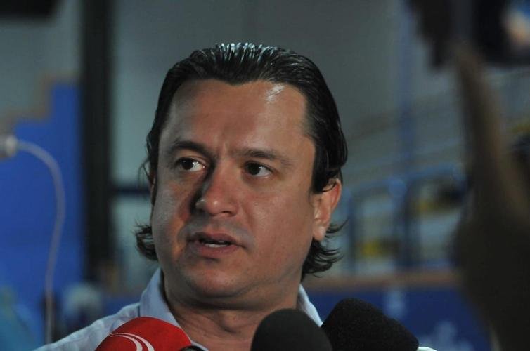 Conselheiros e associados do Cruzeiro durante votação de mudança do Estatuto do clube. Assembleia geral autorizou venda de até 90% das ações da SAF para investidores. Houve festa dos cruzeirenses no Parque Esportivo do Barro Preto, em BH, devido à possibilidade de chegada de recursos para tornar o futebol mais competitivo a partir de 2022.