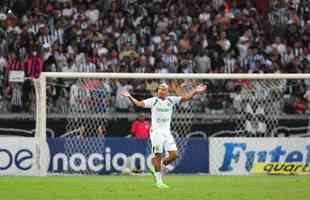 Deyverson provocou a torcida do Atltico, discutiu, marcou gol anulado e foi vaiado no Mineiro, em Belo Horizonte, no duelo entre Galo e Cuiab. 