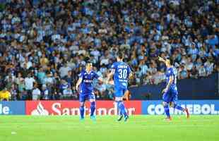 No segundo tempo, Lautaro Martnez marcou o terceiro dele no jogo, Robinho fez de falta para o Cruzeiro e Solari deu nmeros finais ao placar: Racing 4 x 2 Cruzeiro