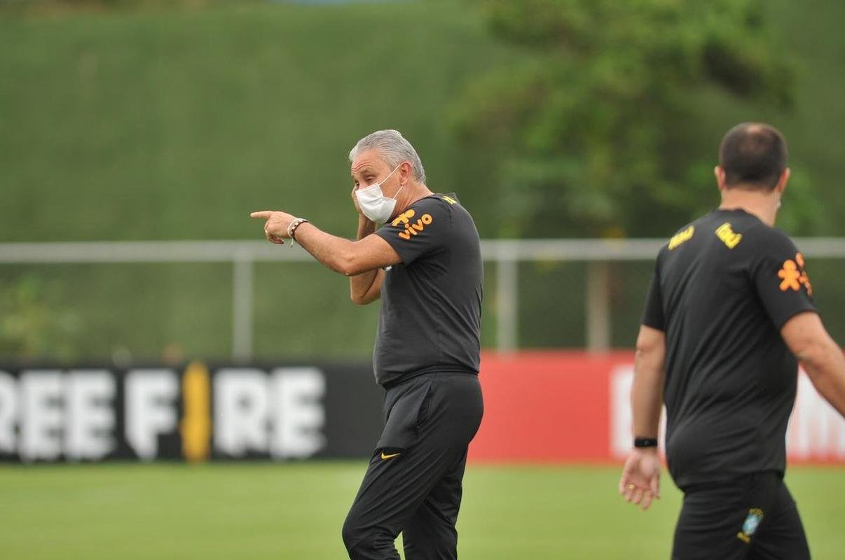 Seleo Brasileira concluiu na Toca da Raposa II, CT do Cruzeiro, em BH, a preparao para enfrentar o Paraguai no Mineiro pelas Eliminatrias da Copa do Mundo do Catar