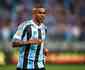 Presidente do Grêmio diz que Douglas Costa quer permanecer; Galo monitora