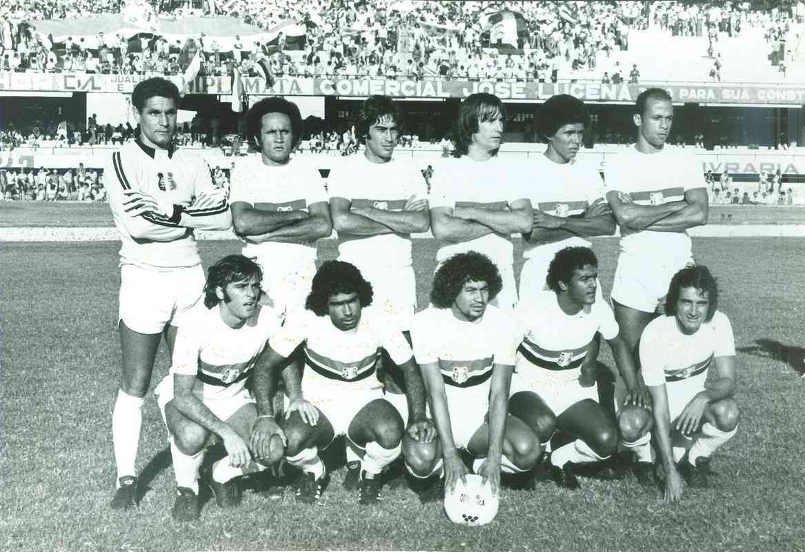 1976 - Santa Cruz 2 x 0 Nutico / Campeonato Pernambucano - Com o ttulo decidido em um Supercampeonato, o Santa Cruz levou a melhor sobre Nutico e Sport.
