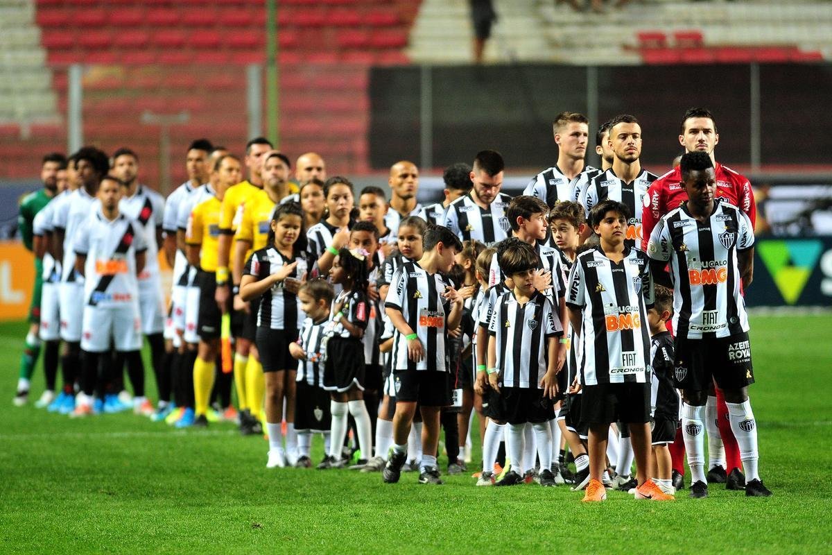 Equipes se enfrentam em jogo adiado da 21 rodada do Campeonato Brasileiro