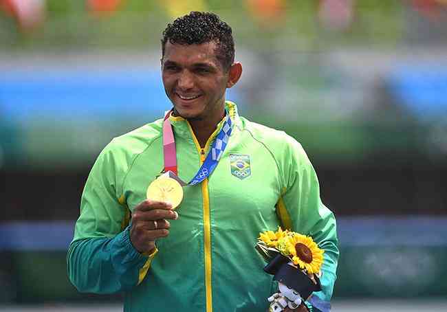 Isaquias Queiroz levou a medalha de ouro na Olimpada de Tquio
