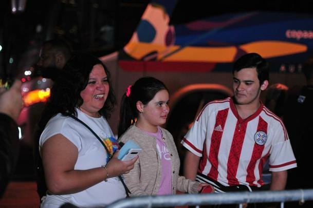 Seleo Paraguaia chegou ao hotel na Regio Centro-Sul de Belo Horizonte na noite desta segunda