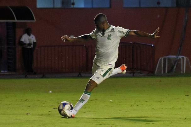 Vitória e América ficaram no 0 a 0