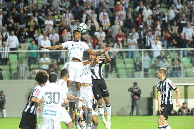 Atl�tico e Santos se enfrentaram, no Independ�ncia, pela 13� rodada do Campeonato Brasileiro