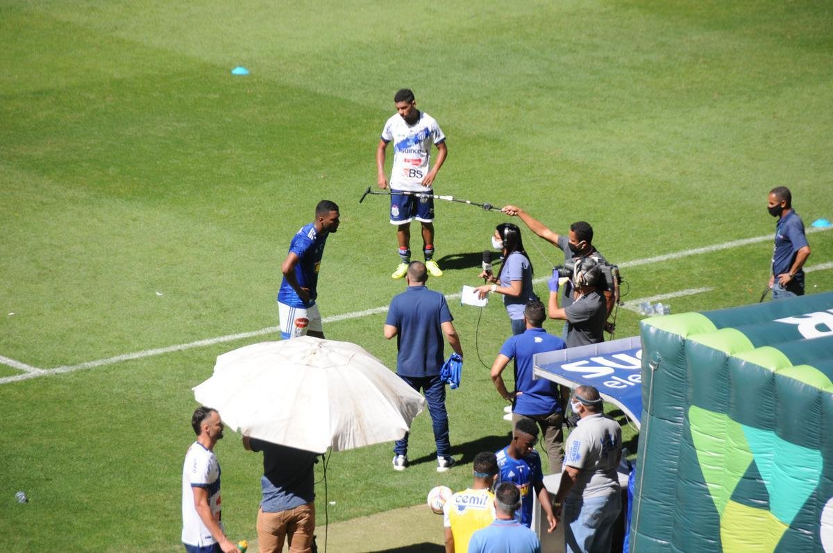 Na retomada do Campeonato Mineiro, Cruzeiro e URT se enfrentaram no Mineiro
