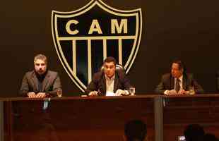 Presidente eleito falou à imprensa, juntamente com Alexandre Gallo, novo diretor de futebol