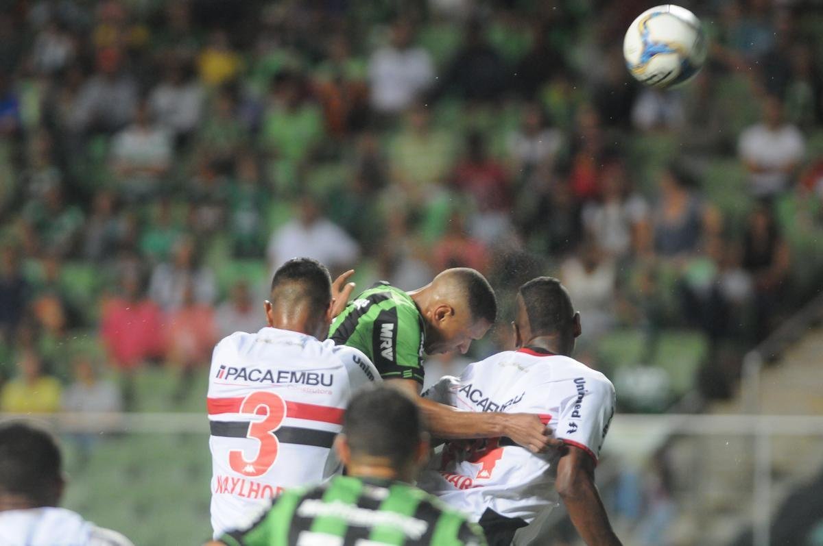 Fotos do segundo tempo da partida entre Amrica e Botafogo-SP, no Independncia