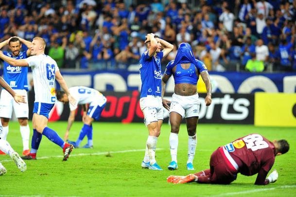 Fotos do segundo tempo de Cruzeiro e Ava, no Mineiro, pelo Brasileiro
