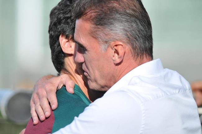 Amrica foi derrotado por 3 a 0 pelo Fluminense neste sbado (15/4), no Independncia, pela 1 rodada do Campeonato Brasileiro