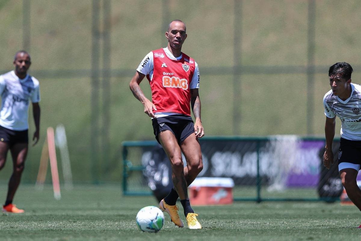 Atltico inicia preparao para enfrentar o Vasco; veja fotos