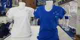 Camisas comemorativas lançadas por marca licenciada pelo Cruzeiro