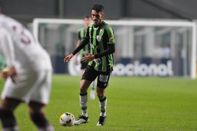 Fotos do jogo entre Amrica e Fluminense, no Independncia, em Belo Horizonte, pela 12 rodada do Campeonato Brasileiro