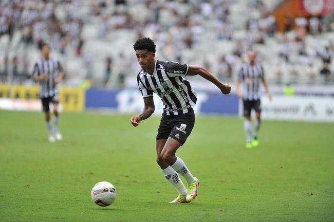 Fotos do jogo entre Atltico e Patrocinense, pelo Campeonato Mineiro