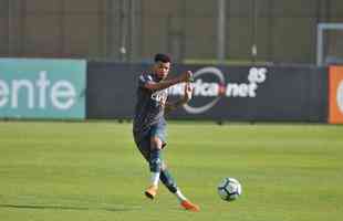 Atltico derrotou Coimbra em jogo-treino na Cidade do Galo com gols de Galdezani, Edinho e Fbio Santos