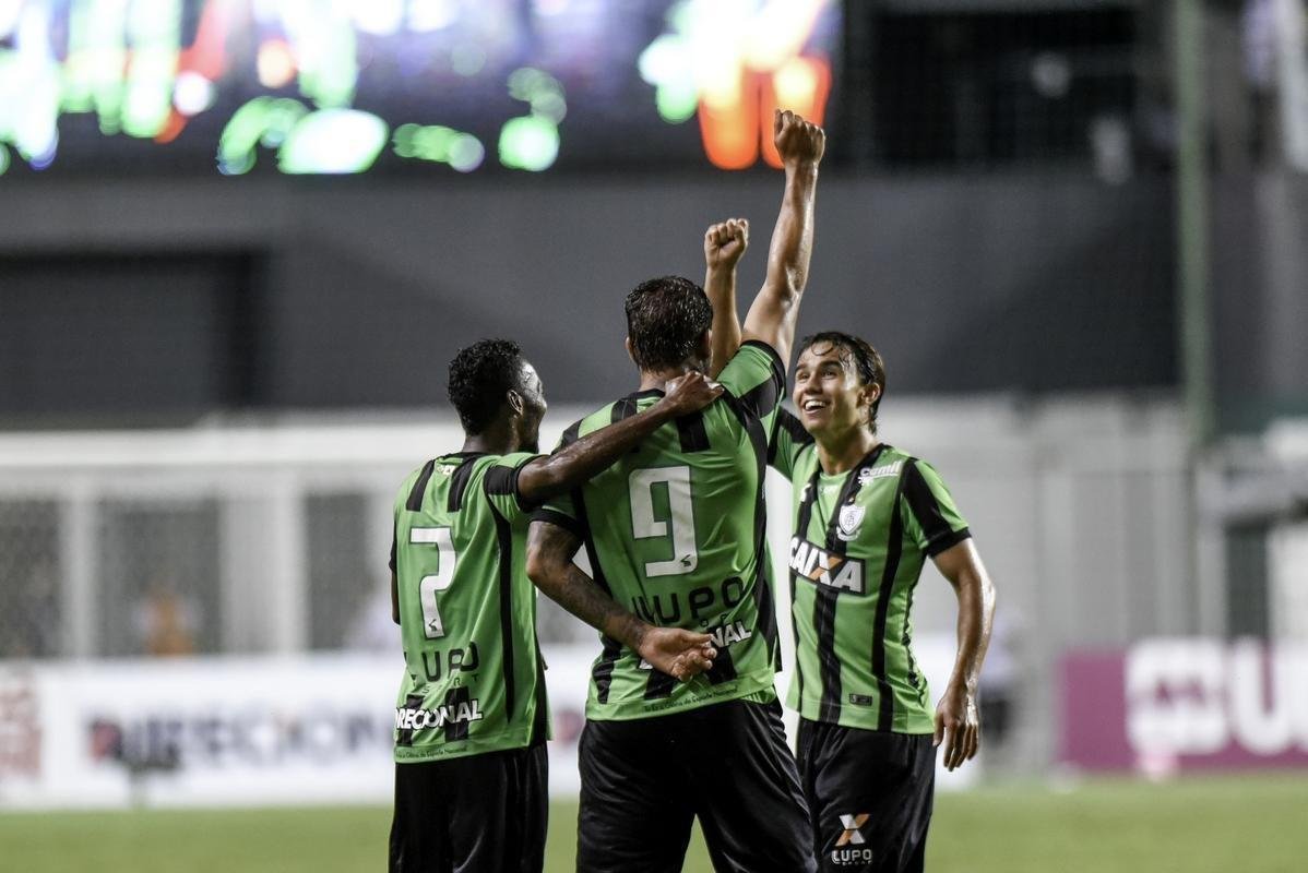 América venceu o Boa Esporte por 1 a 0, com gol de Rafael Moura
