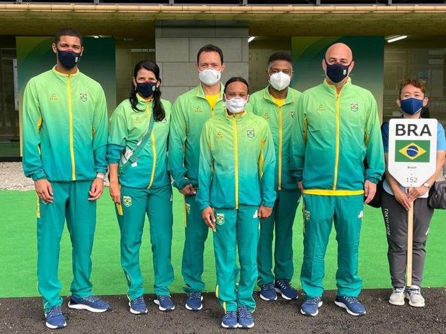 Delega��o Brasileira na Cerim�nia de Encerramento dos Jogos de T�quio; Rebeca Andrade foi a porta-bandeira do Brasil