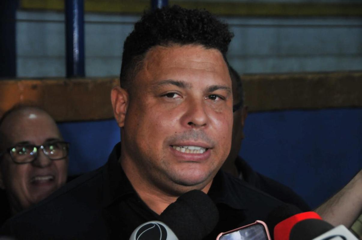 Ronaldo deu entrevista logo após ter sua proposta aprovada pelo Conselho do Cruzeiro