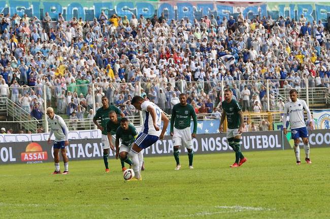 Fotos do jogo entre Caldense x Cruzeiro, no estádio Ronaldão, em Poços de Caldas, pela 7ª rodada do Campeonato Mineiro