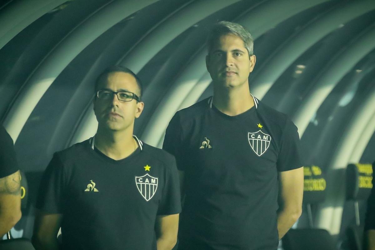 Fotos do duelo entre Gois e Atltico, no Serra Dourada, em Goinia, pela 12 rodada do Brasileiro