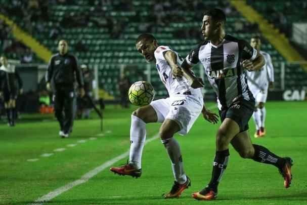 Em Florianópolis, Figueirense e Atlético empatam por 1 a 1