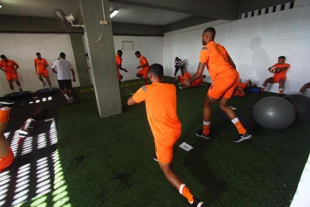 A reapresentação do elenco contou com o goleiro Carlos Miguel, ex-Internacional, o meia Diogo, ex-Atlético-AC e o volante Júlio Romão, ex-Ponte Preta, todos novidades para o elenco Tricolor de 2020