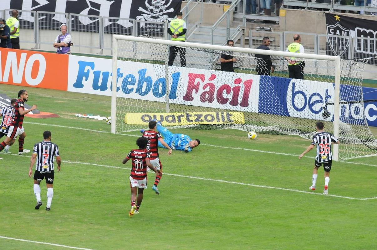 Fotos do jogo entre Atltico e Flamengo, no Mineiro, em Belo Horizonte, pela 13 rodada do Campeonato Brasileiro